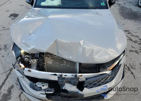 2024 Kia K5 Gt Line z USA, uszkodzony, nr VIN 5XXG64J29RG241491